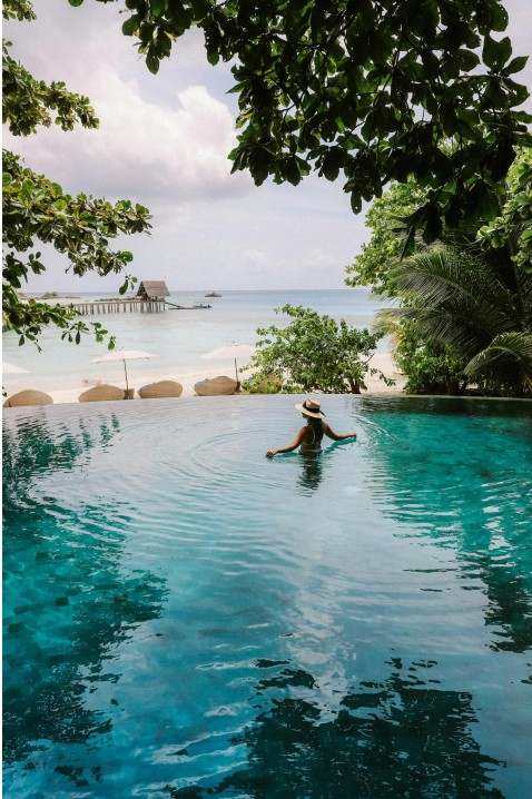 Secluded lodge